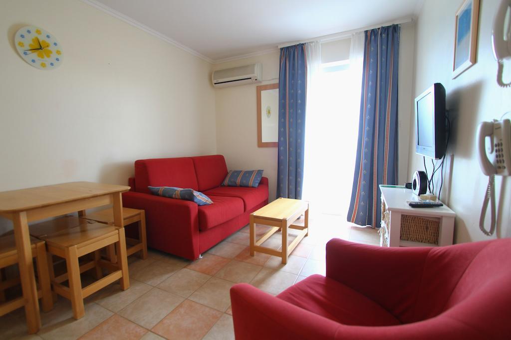 Aparthotel Castrum Novum Novigrad Istria Zimmer foto